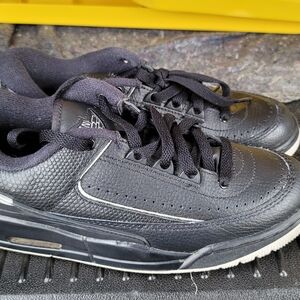 Nike Air Jordan 2/3 Size 5y No Insoles